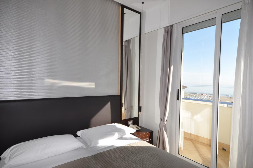 Hotel Adriatic&Beauty Rimini Exteriér fotografie